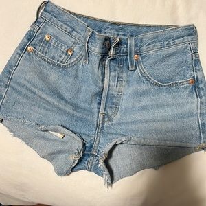 Levi’s 501 shorts